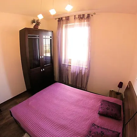 Blue Eye Apartament Zarnowska